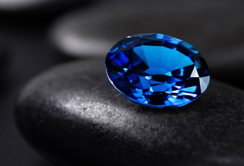 zaffiro: caratteristiche, cura e manutenzione