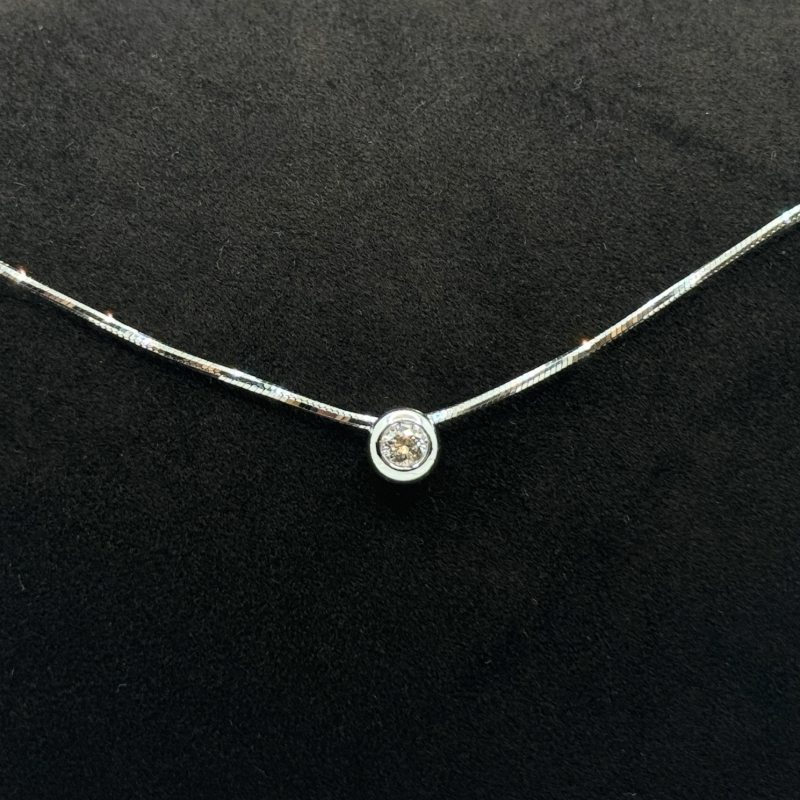 IMG_1512 (1) Collana Punto Luce Yukiko Oro e Diamante