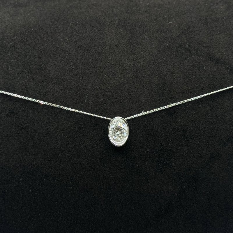 IMG_1513 (1) Collana Punto Luce Yukiko Oro e Diamante