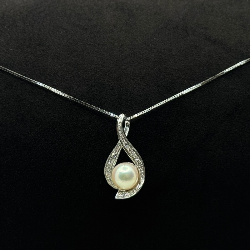 IMG_1753 (1) Collana Yukiko Oro Bianco 18 kt Diamanti e Perla Akoya