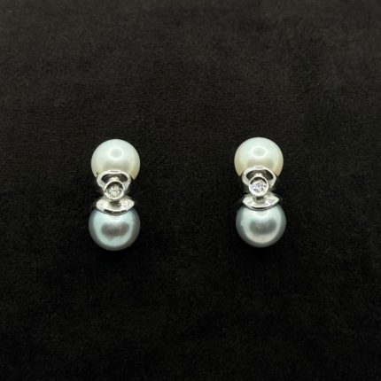 Orecchini Kiara Oro Bianco 18 kt Diamanti e Perle Acqua Dolce