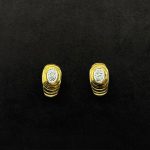 Orecchini a Mezzaluna Oro Giallo 18 kt e Diamanti