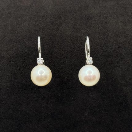 Orecchini Yukiko Oro Bianco 18 kt Diamanti e Perle