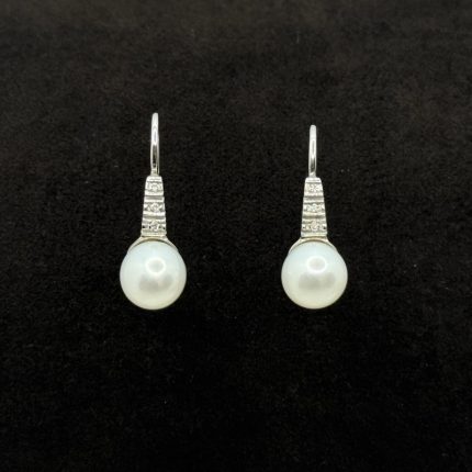 Orecchini Kiara Oro Bianco 18 kt Diamanti e Perle